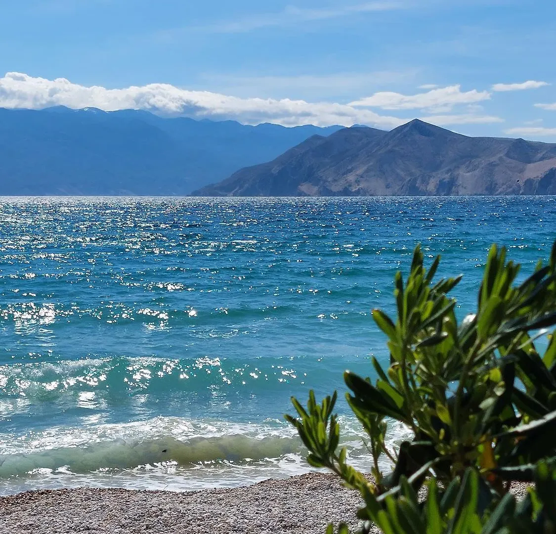 Apartment Nur 450 Meter Zum Feinkieselstrand Baska